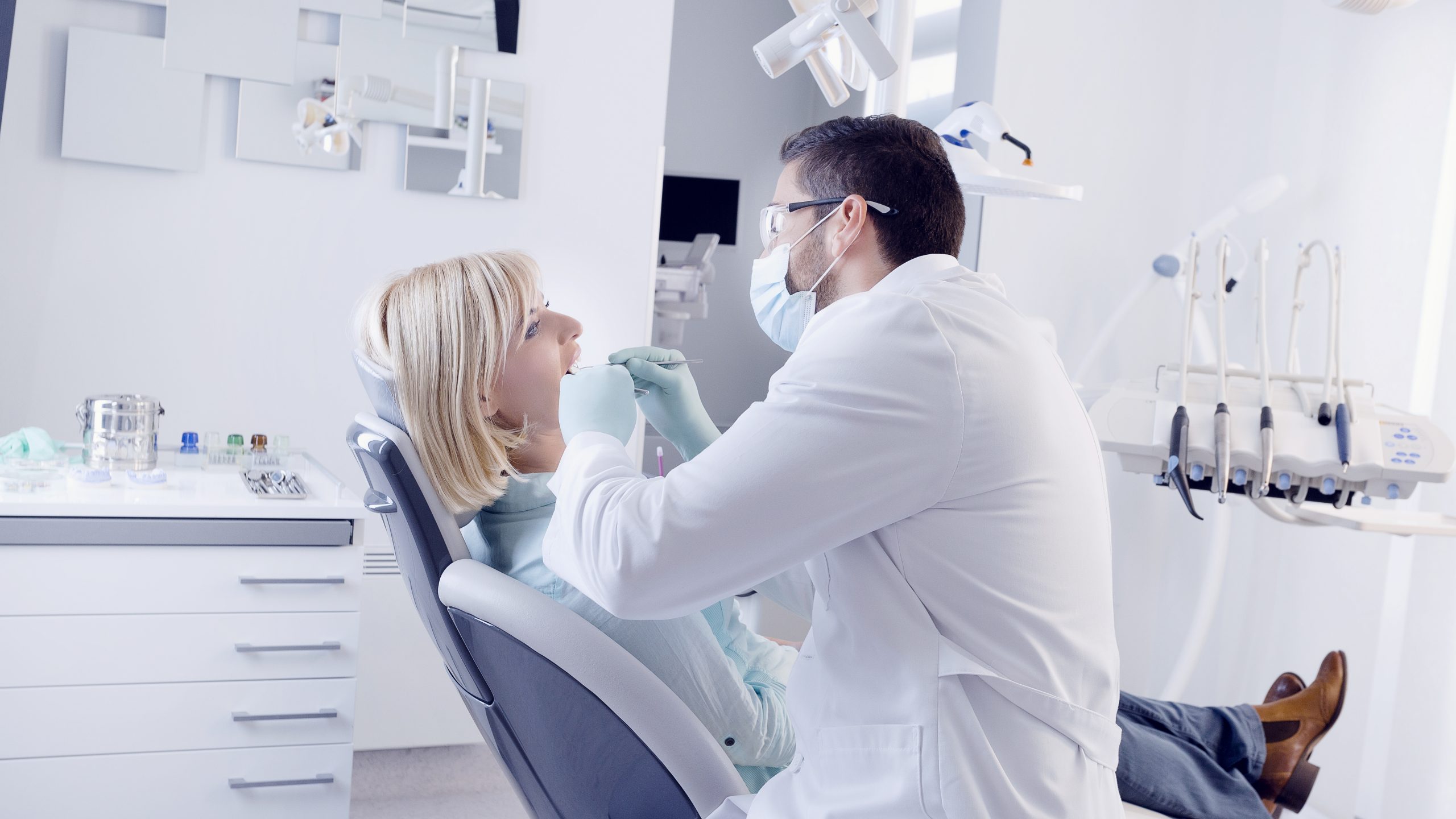 Dentist in Romulus, MI